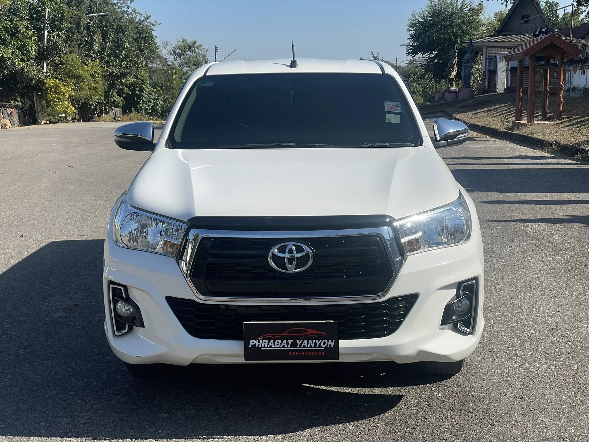 Toyota Hilux Revo 2.4 ZEdition J Plus Smart Cab เกียร์ธรรมดา ปี 2563