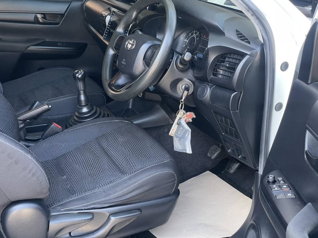 Toyota Hilux Revo 2.4 ZEdition J Plus Smart Cab เกียร์ธรรมดา ปี 2563