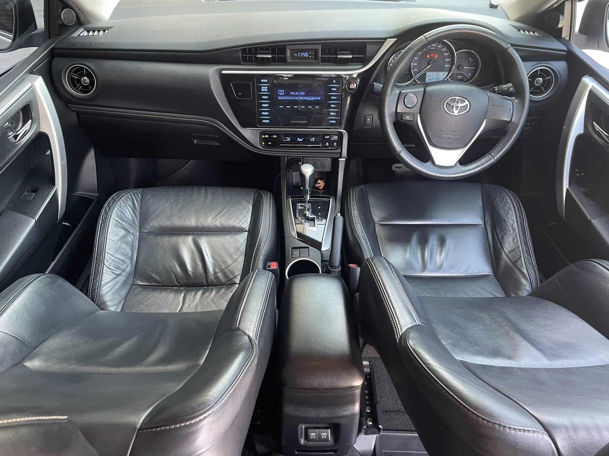 Toyota Altis 1.8 ESport เกียร์ออโต้ ปี 2018