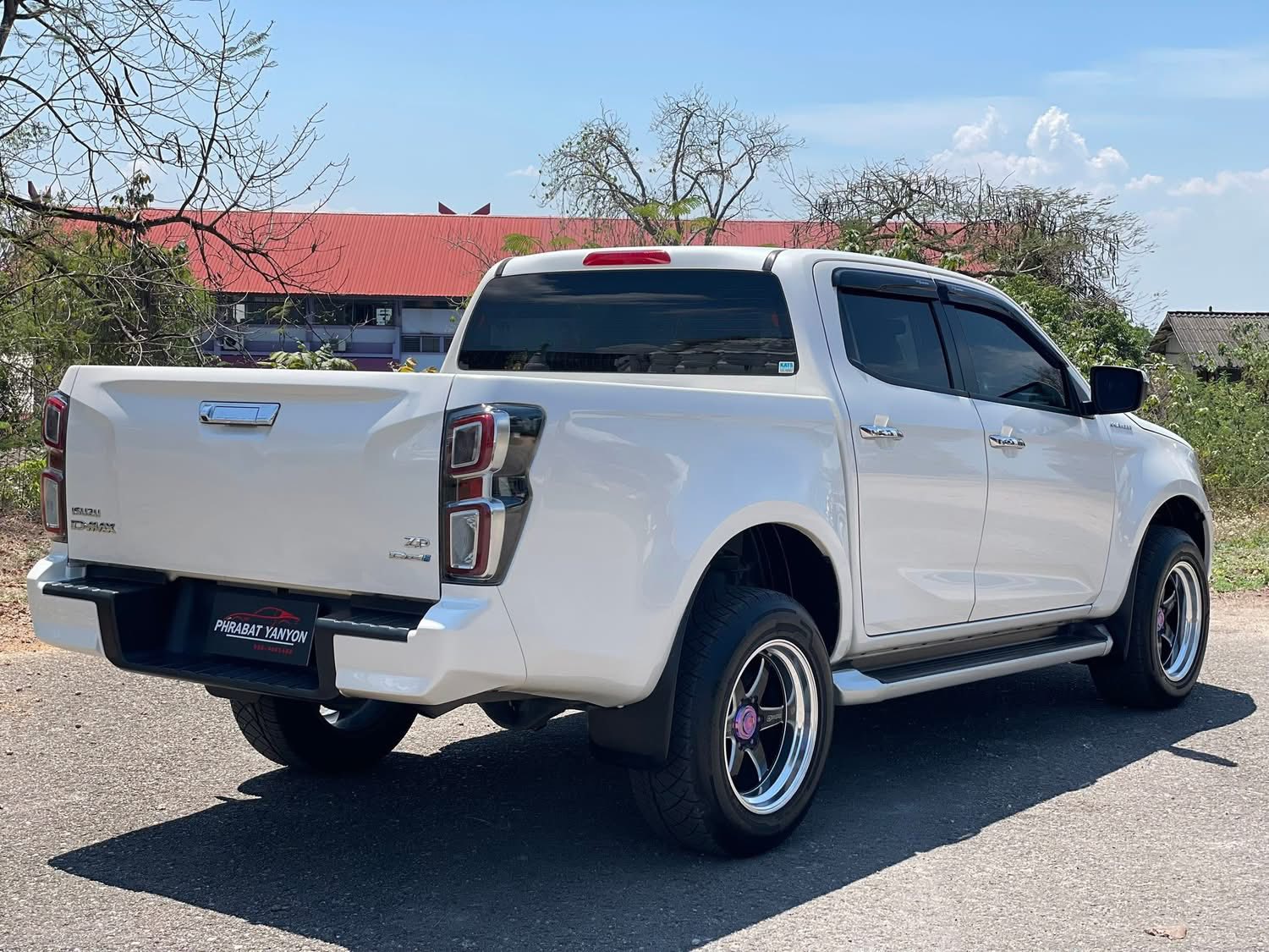 ISUZU D-MAX 1.9 ZP HI-LANDER 4 ประตู ตัวท็อป ปี 2021