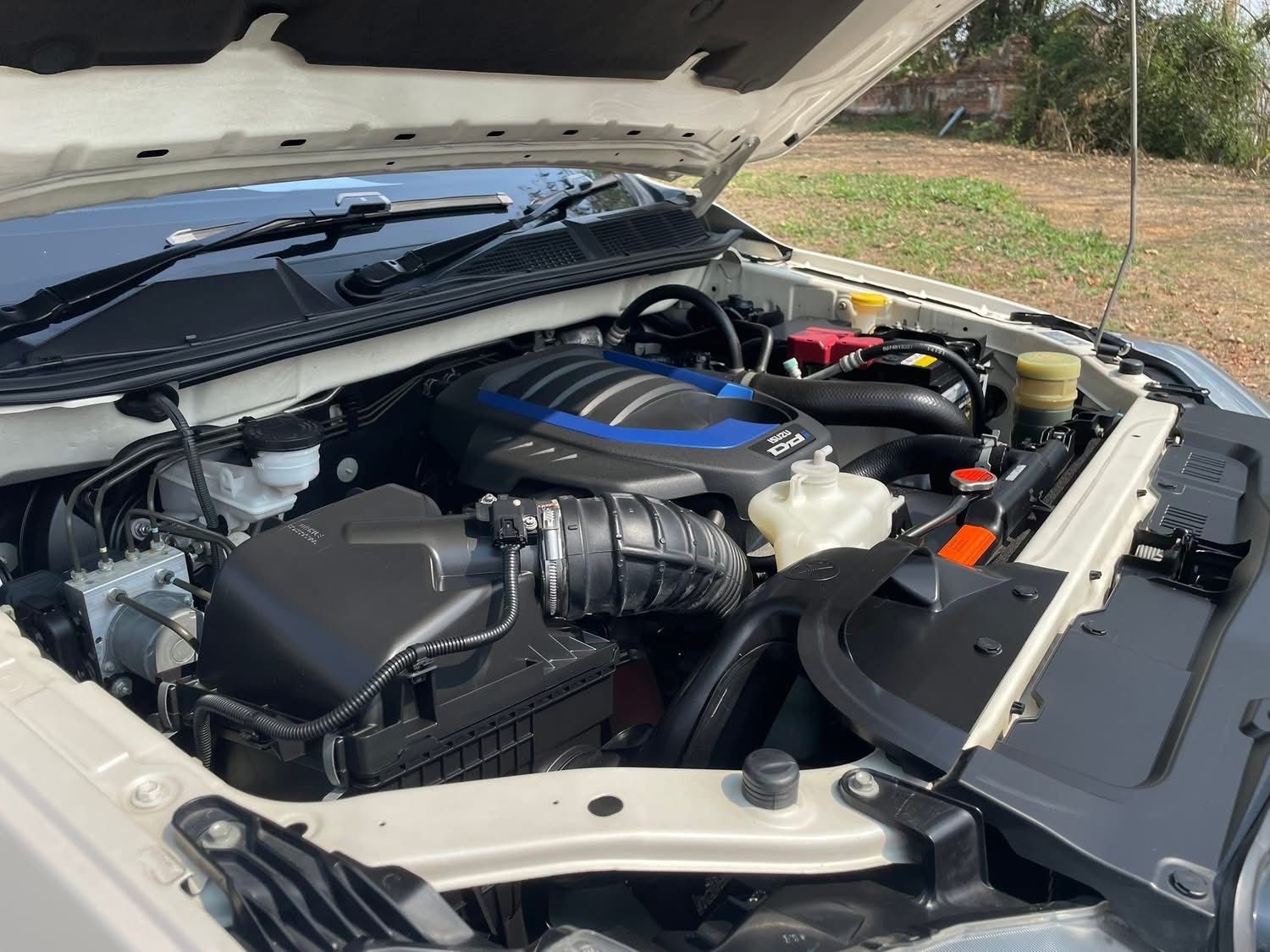 ISUZU D-MAX 1.9 ZP HI-LANDER 4 ประตู ตัวท็อป ปี 2021
