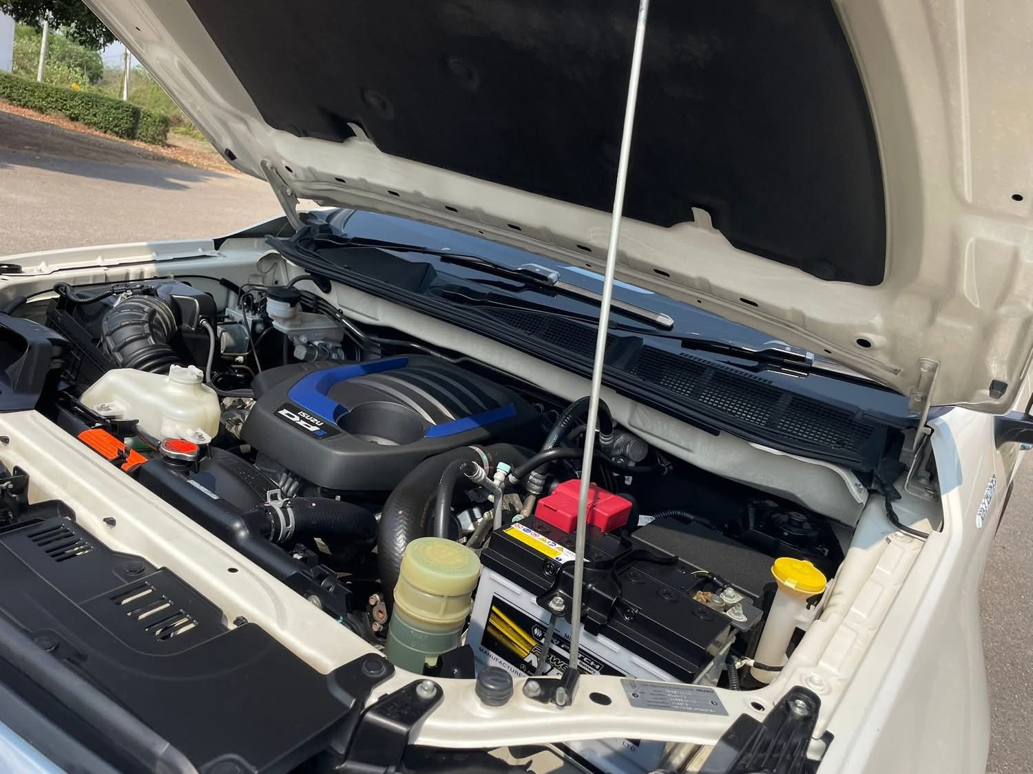 ISUZU D-MAX 1.9 ZP HI-LANDER 4 ประตู ตัวท็อป ปี 2021