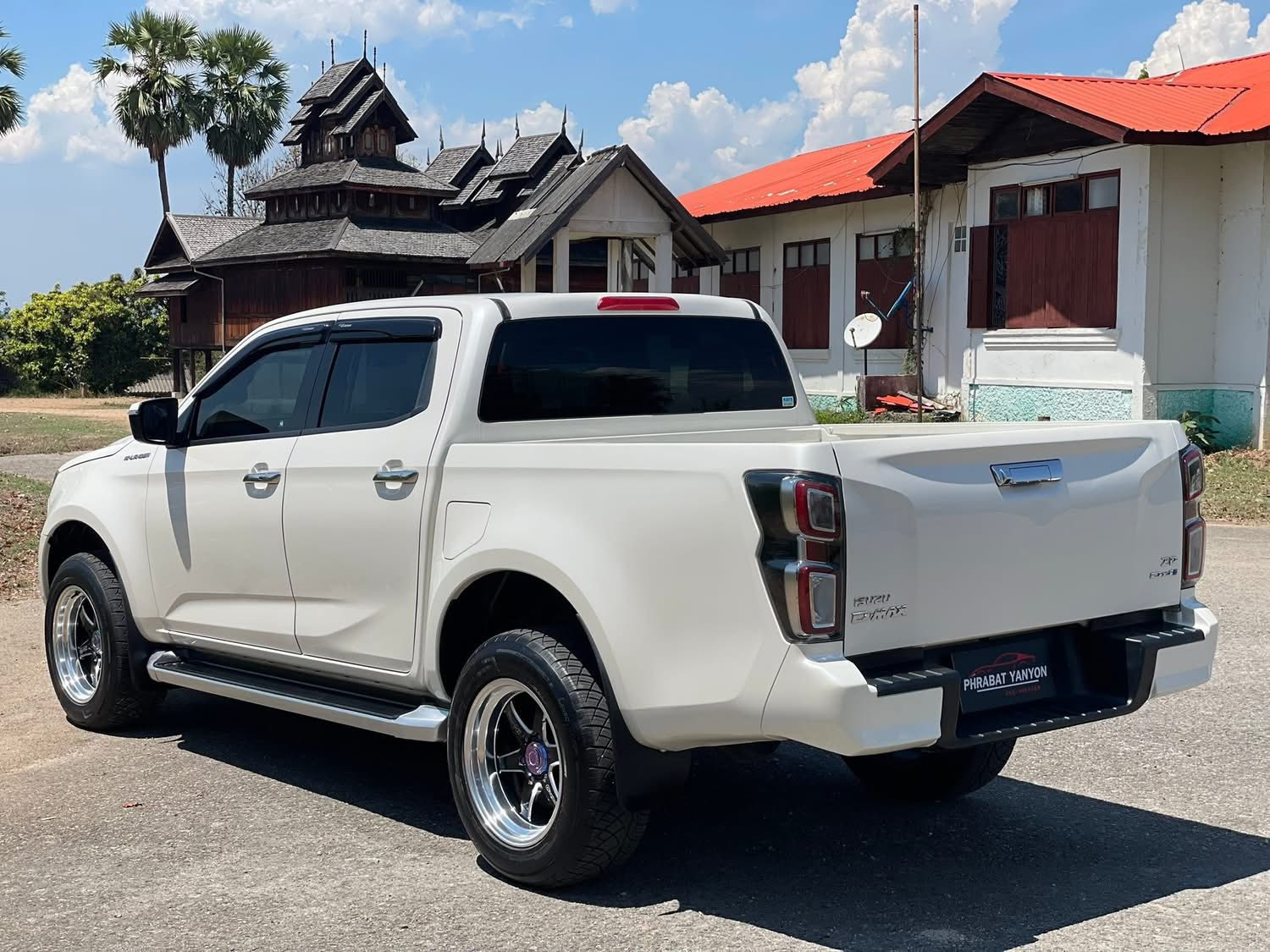 ISUZU D-MAX 1.9 ZP HI-LANDER 4 ประตู ตัวท็อป ปี 2021