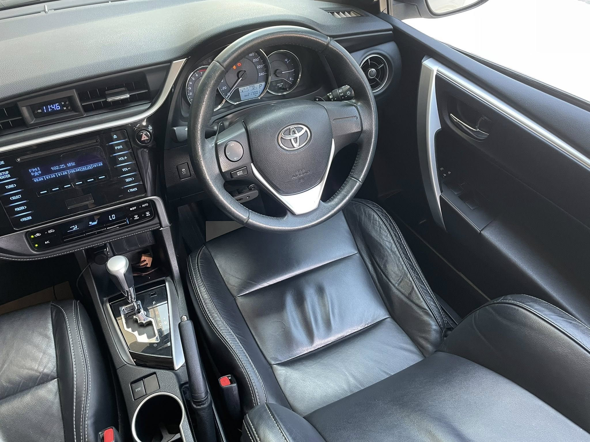 Toyota Altis 1.8 ESport เกียร์ออโต้ ปี 2018