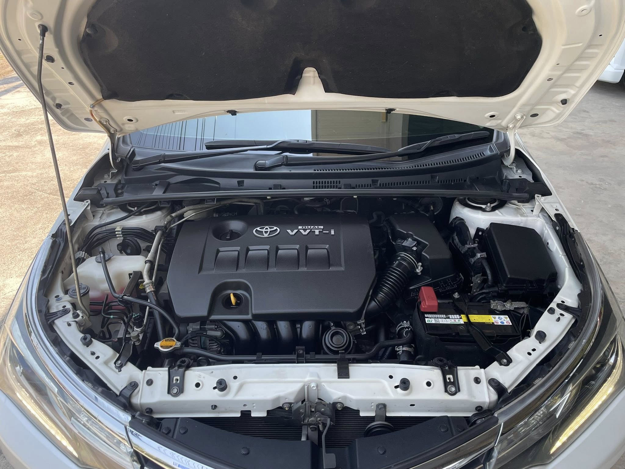 Toyota Altis 1.8 ESport เกียร์ออโต้ ปี 2018