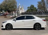 Toyota Altis 1.8 ESport เกียร์ออโต้ ปี 2018