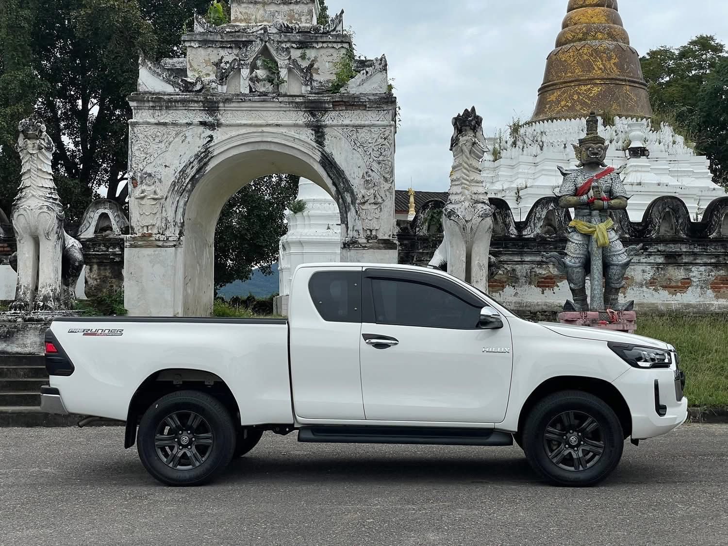 โตโยต้า รีโว่ SmartCab 2.4 MID-Prerunner ตัวท๊อป ปี 2022