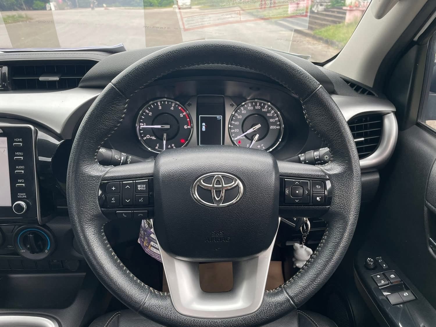 โตโยต้า รีโว่ SmartCab 2.4 MID-Prerunner ตัวท๊อป ปี 2022