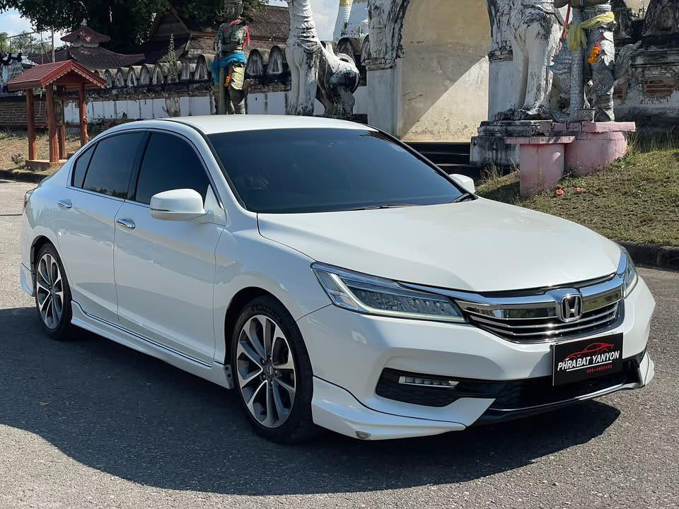 Honda Accord 2.0EL AT 2017