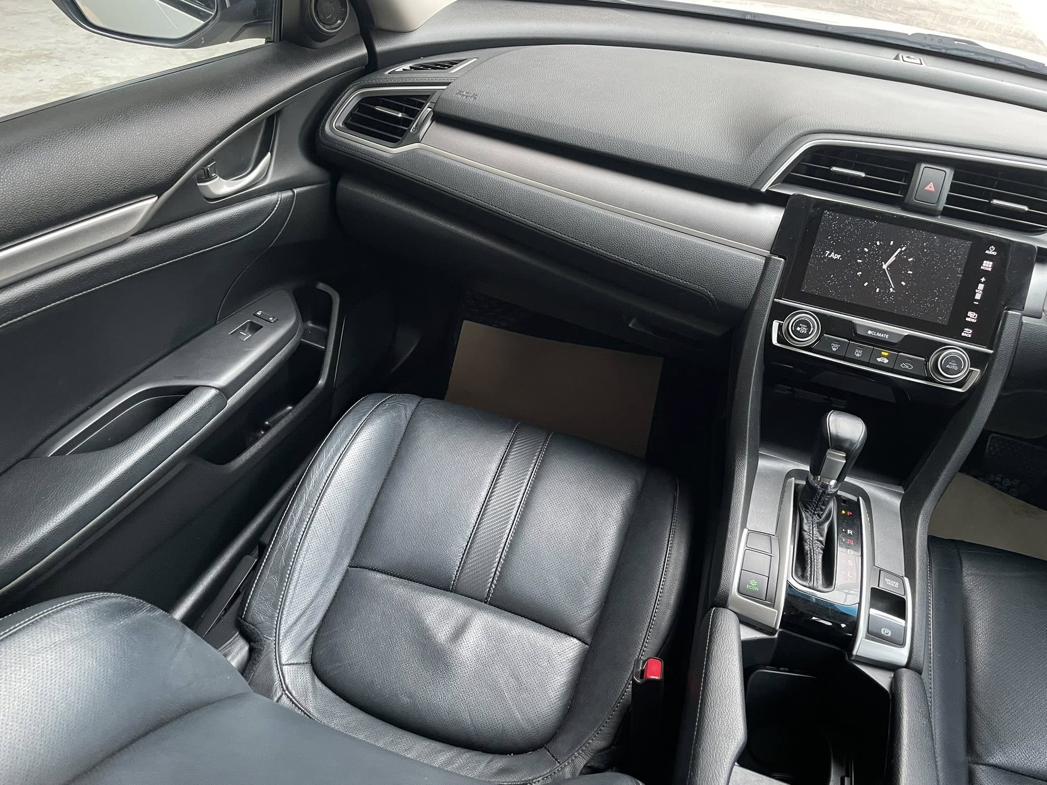 Honda Civic FC 1.8EL AT 2016