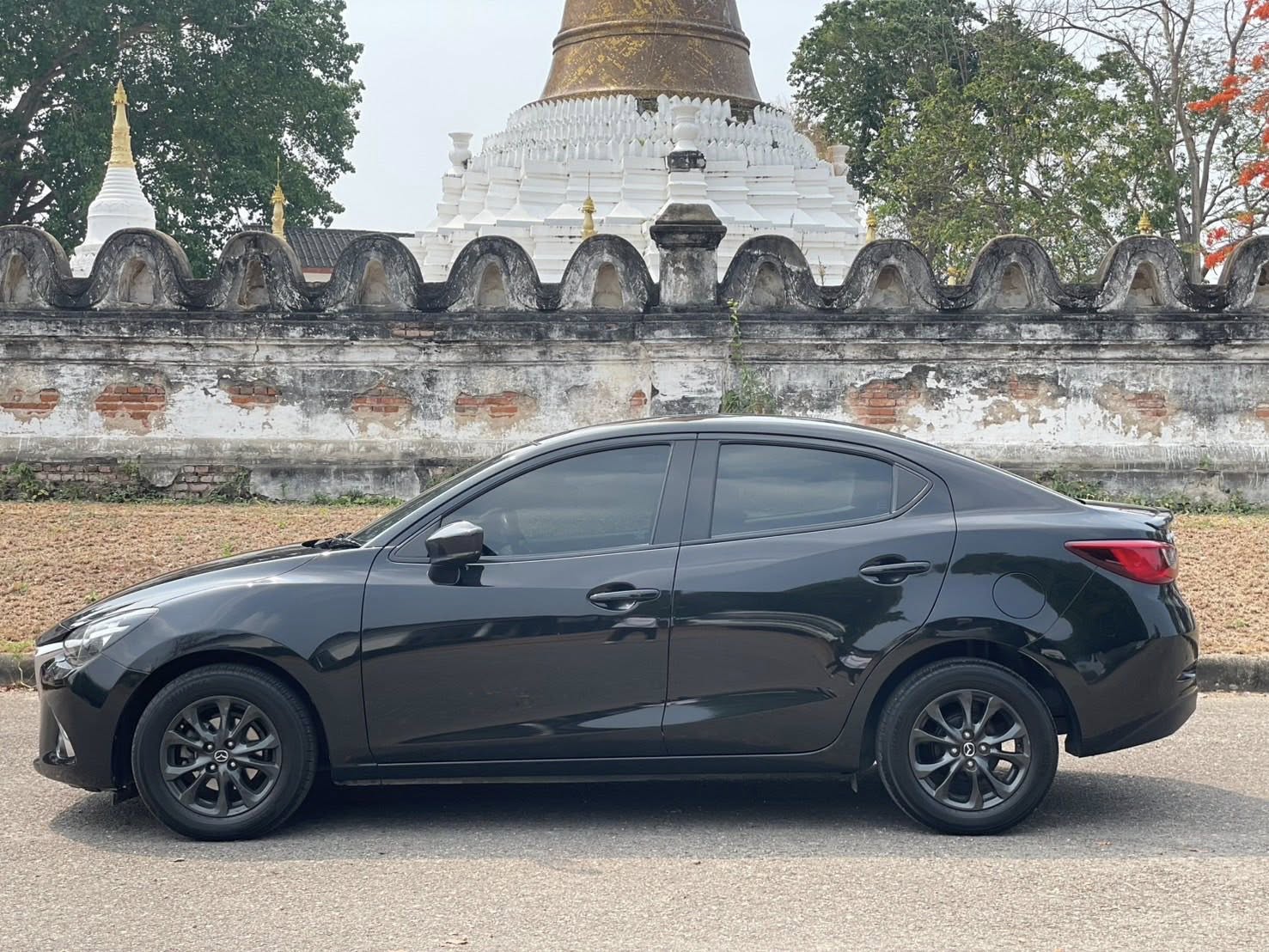 Mazda 2 Sedan 1.3 Hi-Connect AT 2017