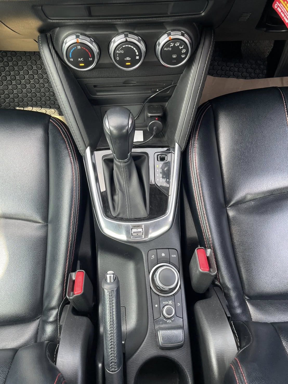 Mazda 2 Sedan 1.3 Hi-Connect AT 2017