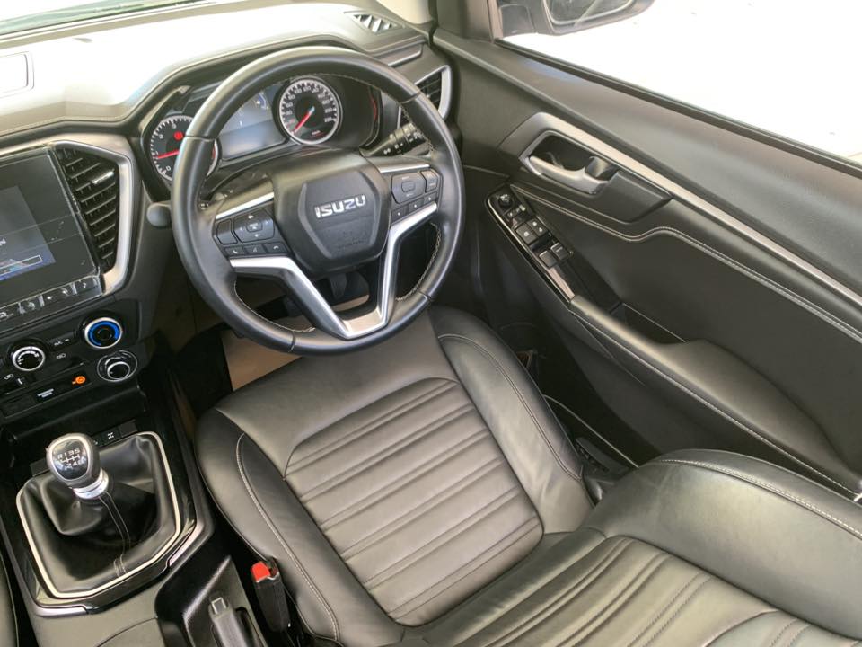 Isuzu AllNew D-Max 3.0 V-Cross Z 4WD SpaceCab M 2022