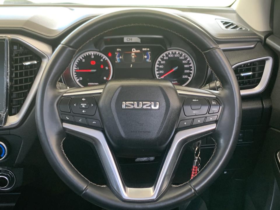 Isuzu AllNew D-Max 3.0 V-Cross Z 4WD SpaceCab M 2022