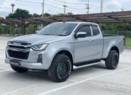 Isuzu AllNew D-Max 3.0 V-Cross Z 4WD SpaceCab M 2022