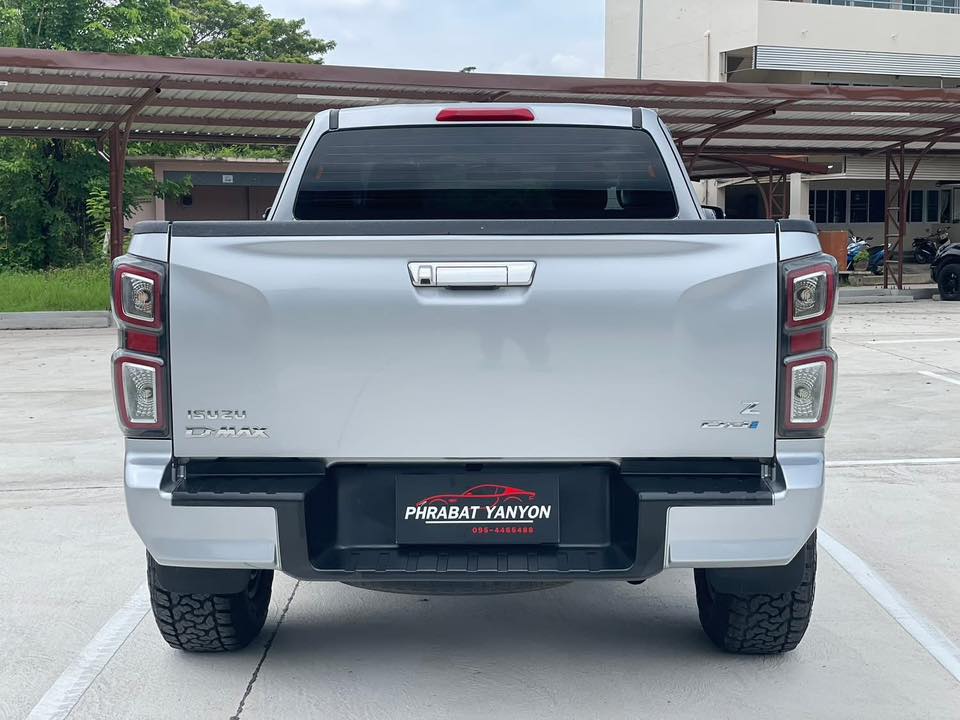Isuzu AllNew D-Max 3.0 V-Cross Z 4WD SpaceCab M 2022