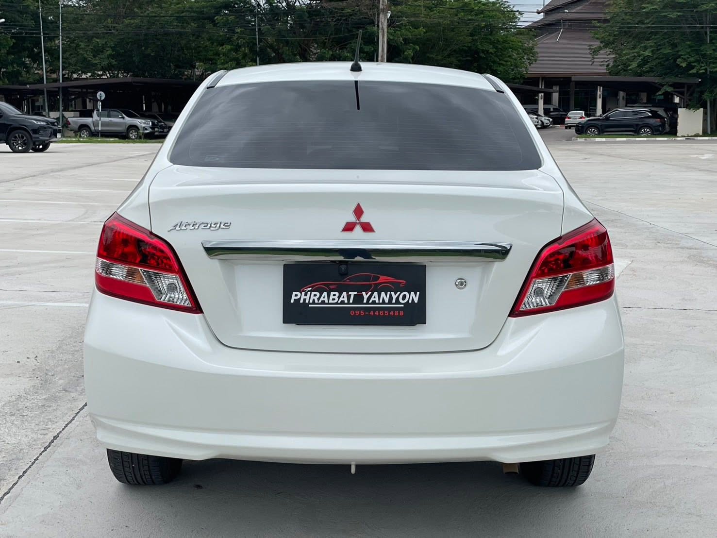 Mitsubishi Attrage 1.2 GLX AT 2019
