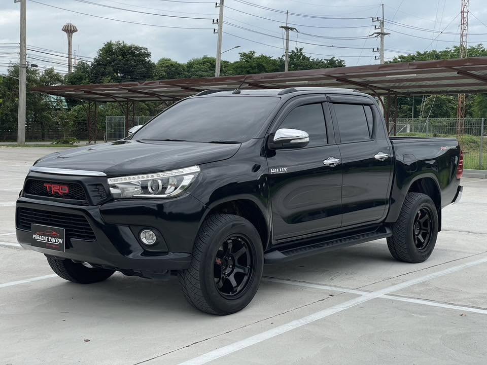 Toyota Revo 2.4 E Plus Prerunner AT 2560