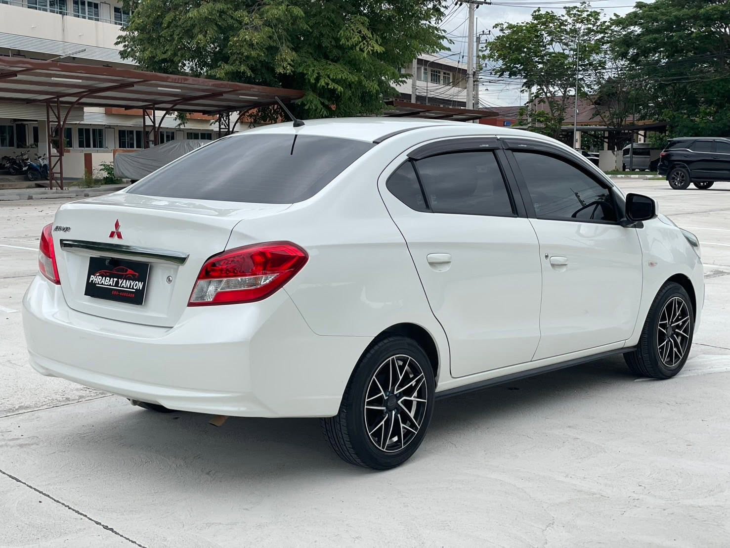 Mitsubishi Attrage 1.2 GLX AT 2019