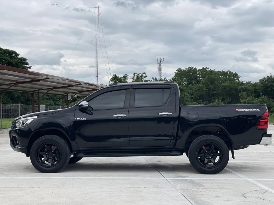 Toyota Revo 2.4 E Plus Prerunner AT 2560