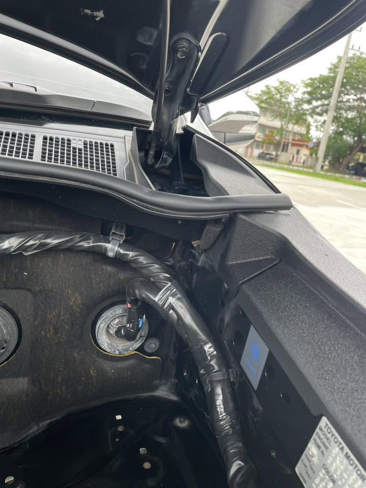 Toyota Revo 2.4 E Plus Prerunner AT 2560