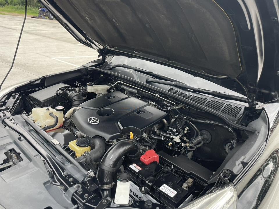Toyota Revo 2.4 E Plus Prerunner AT 2560