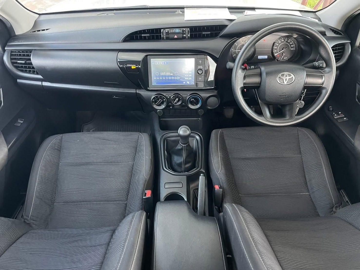 Toyota Revo2.4 ENTRY ZEdition SmartCab MT 2566
