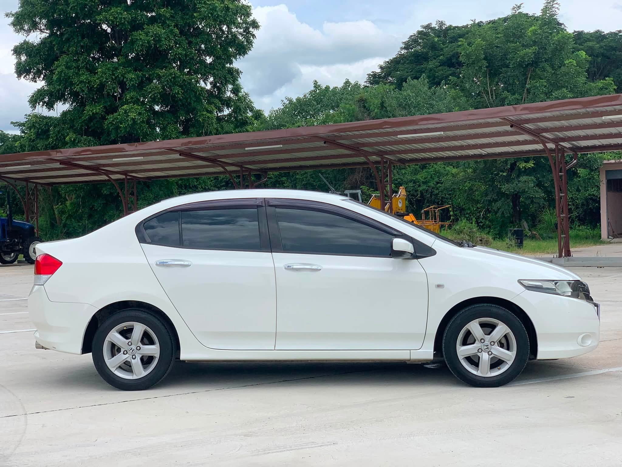Honda City 1.5V AT 2554