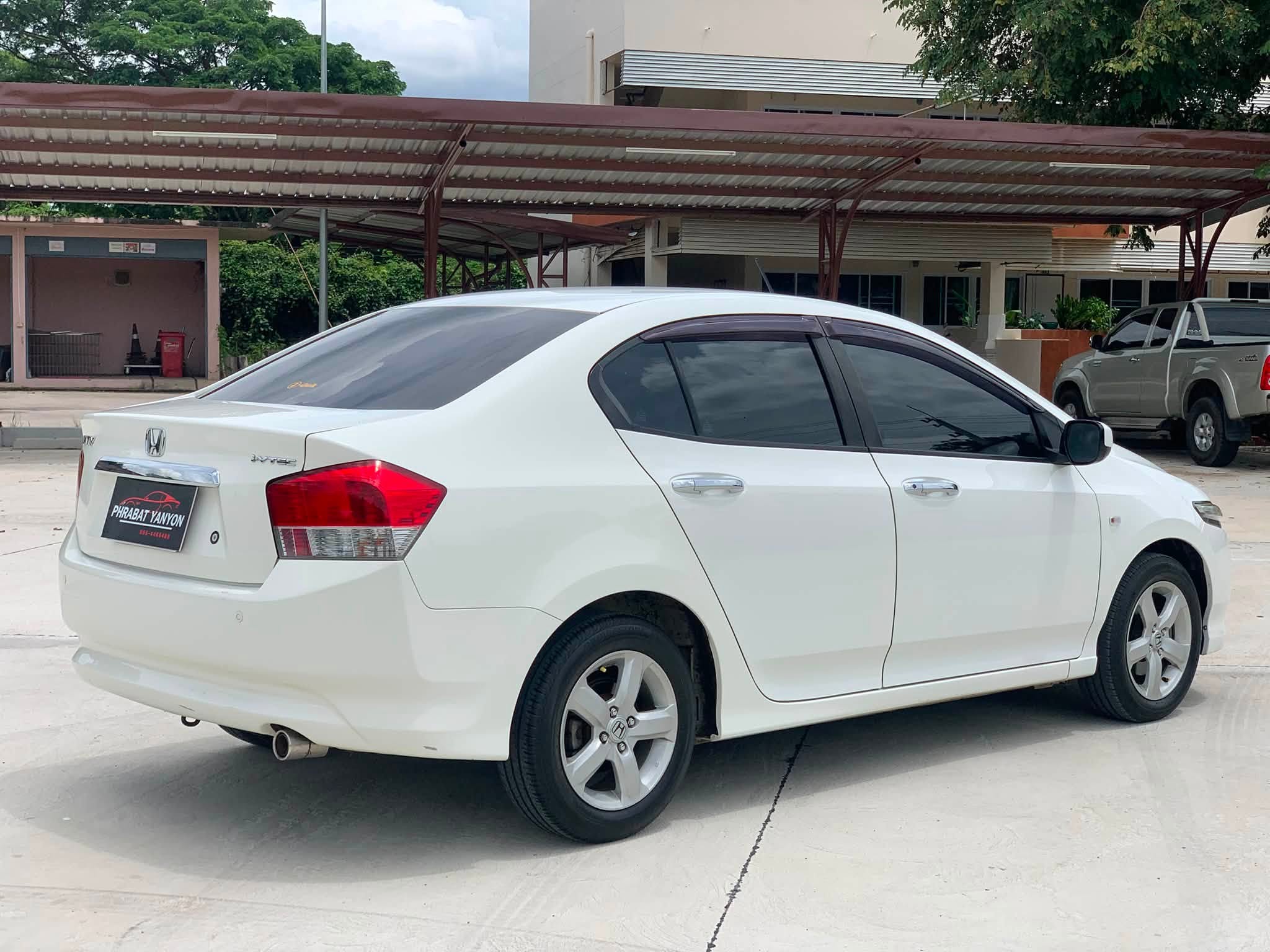 Honda City 1.5V AT 2554