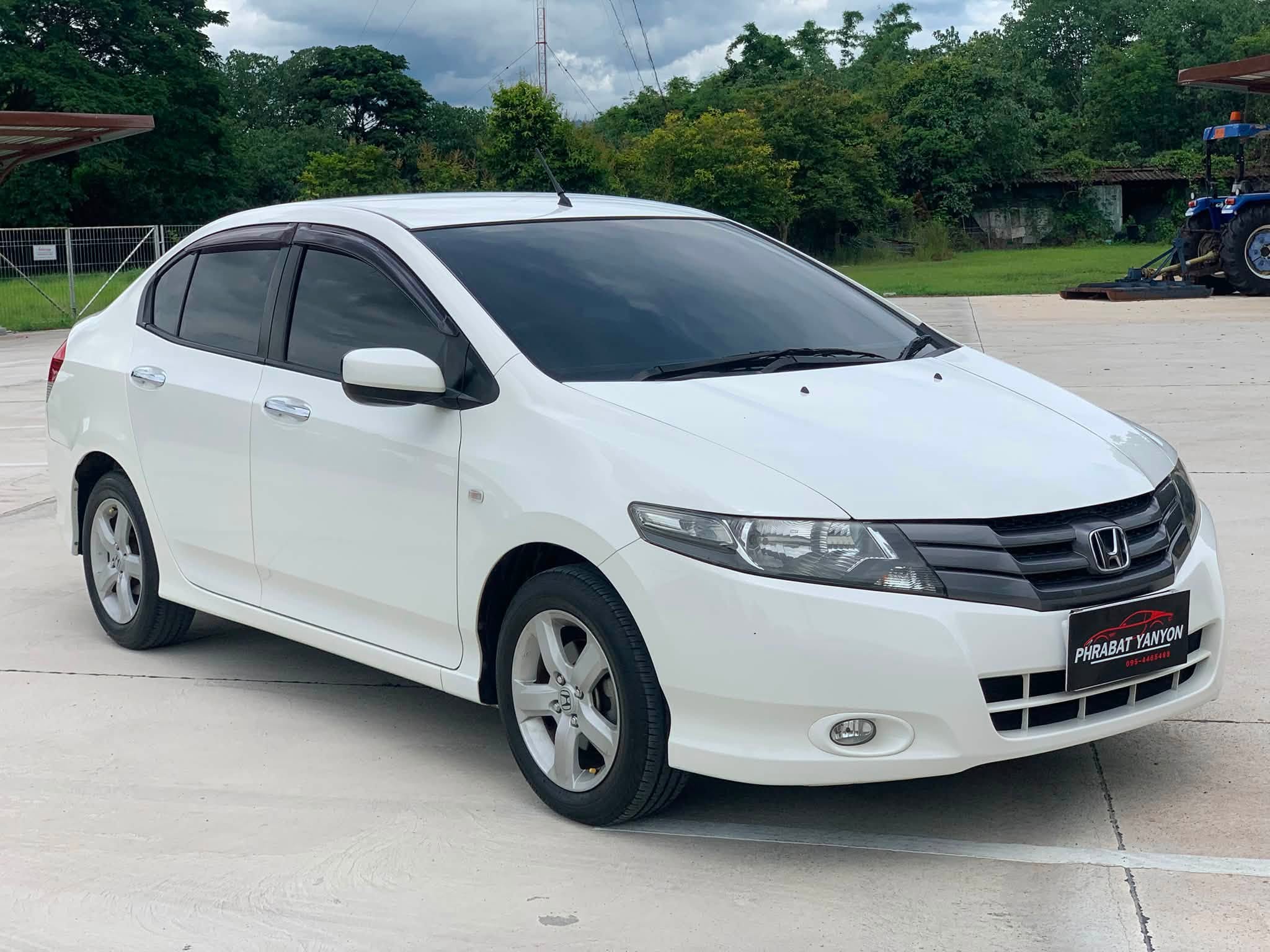 Honda City 1.5V AT 2554